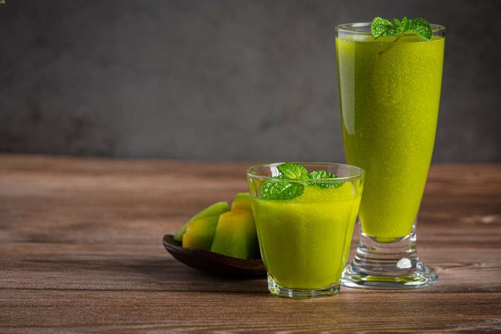 Zielony koktajl z mango